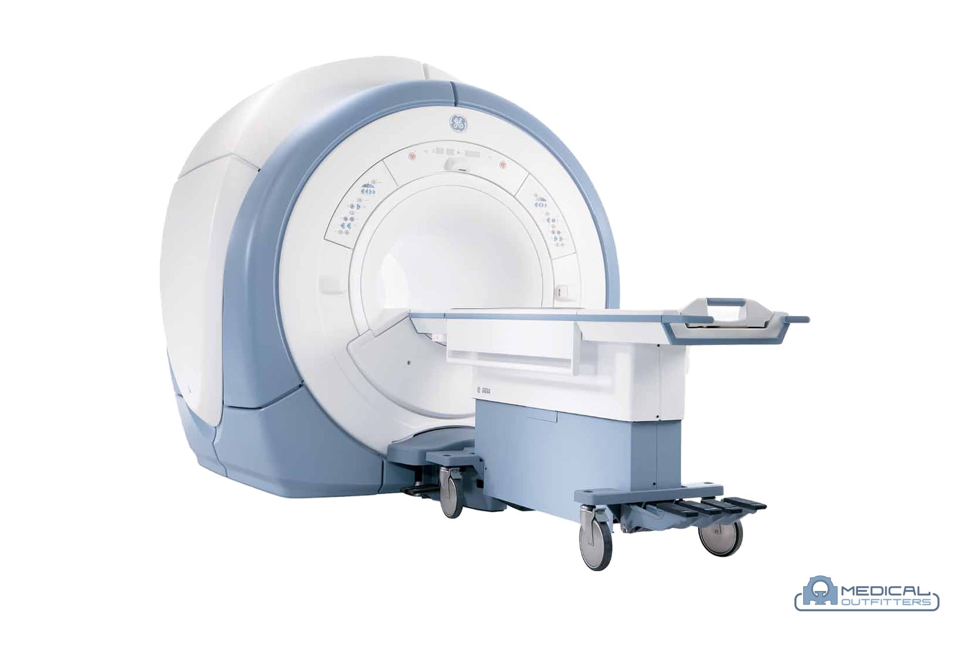 GE Signa HDxt: angled view, photo courtesy of GE HealthCare